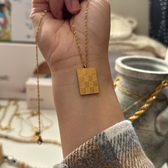 Gold necklace - Picture 7 of 7